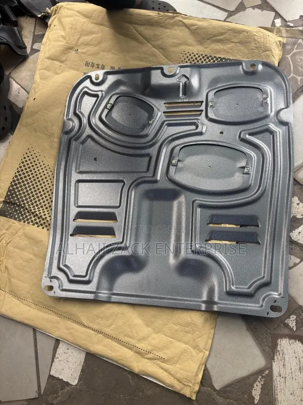 Honda Accord 2017 Engine Panel · Photo 2