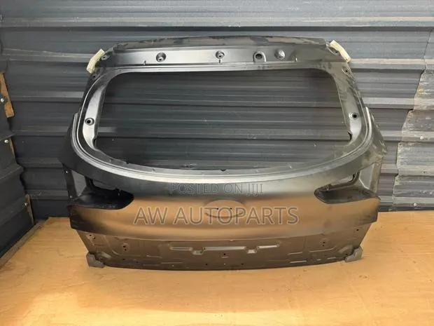 Hyundai Tucson 2016 Boot · Photo 1