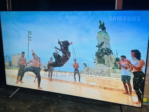 Samsung TV 65’Inches Series 8