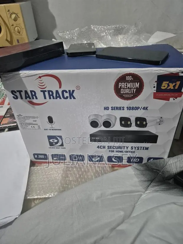 A Complete CCTV Camera 4 Cameras Inside the Box With Everything · Photo 1