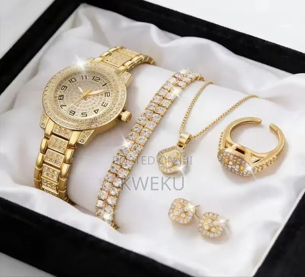 Women Jewelry Set · Photo 1