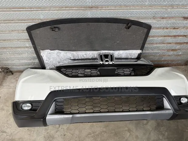 2017 2018 2019 2020 Honda CR-V Front Bumper · Photo 1