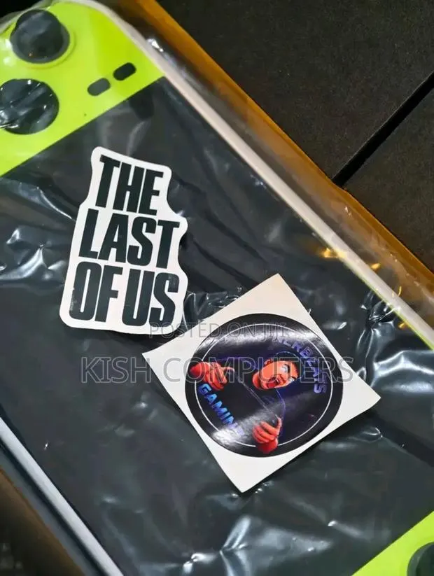 Yellow Msi Claw · Photo 1