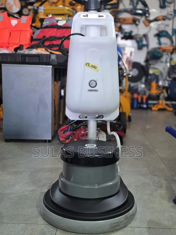Floor Cleaning Machine · Photo 1
