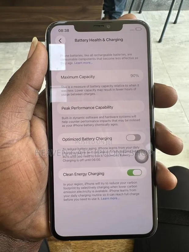 Apple iPhone 11 Pro Max 256 GB · Photo 1