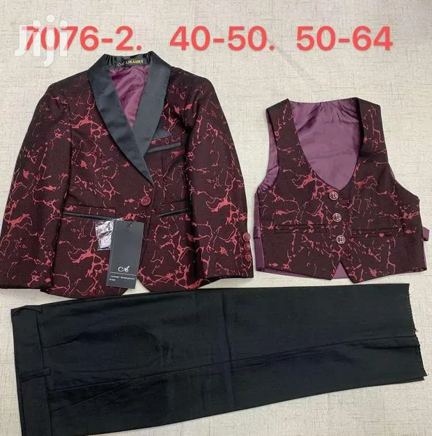 Kids Three Piece Suit · Photo 1