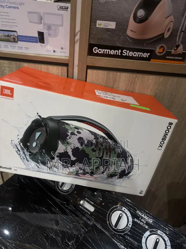 Super Classic JBL Boombox 3 Portable Wireless Speaker.. · Photo 1