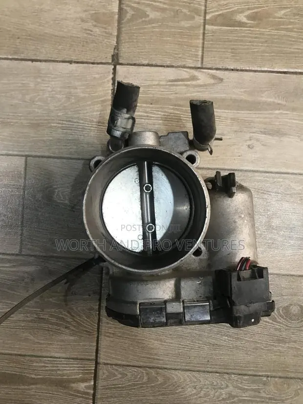 Hyundai Santafe 2012-2017 Throttle Body · Photo 1