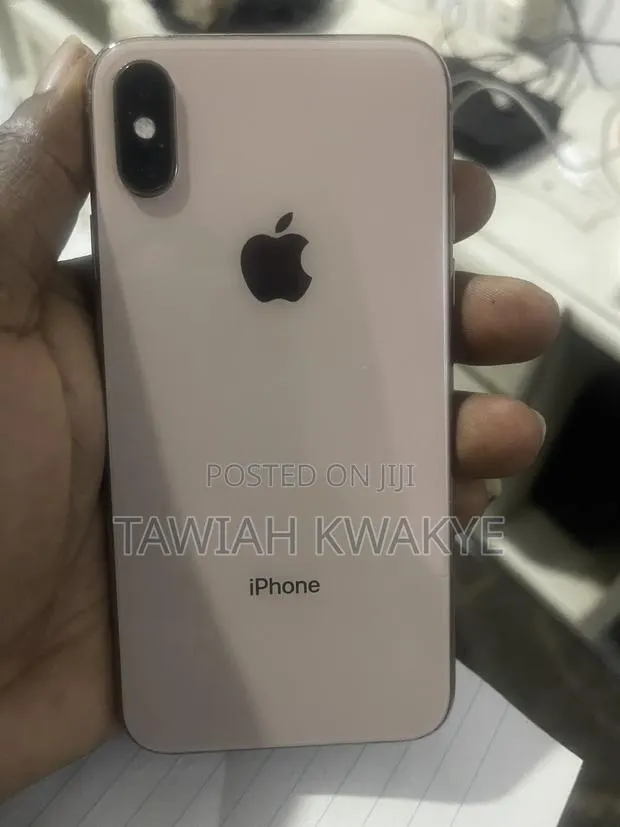 Apple iPhone XS 256 GB Gold · Photo 1