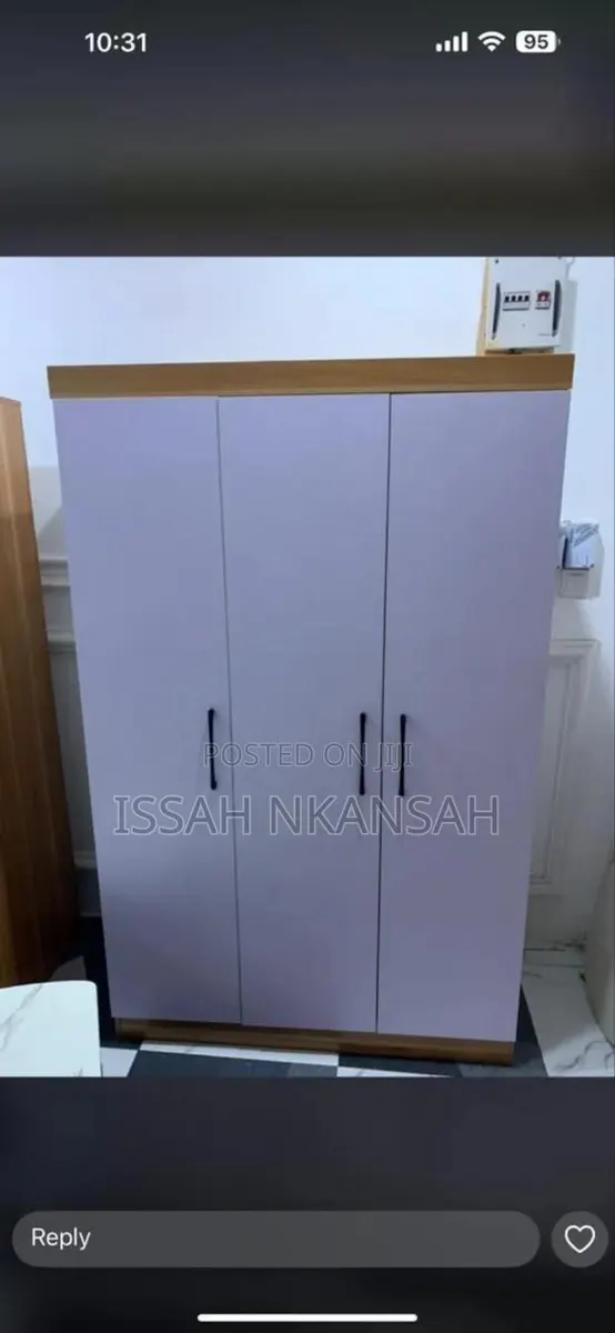 3 in 1 Wooden Wardrobe · Photo 1