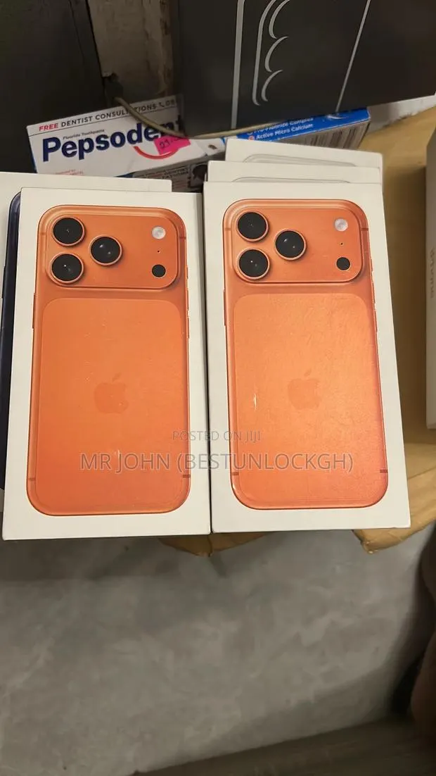 New Apple iPhone 17 Pro 512 GB Blue · Photo 1