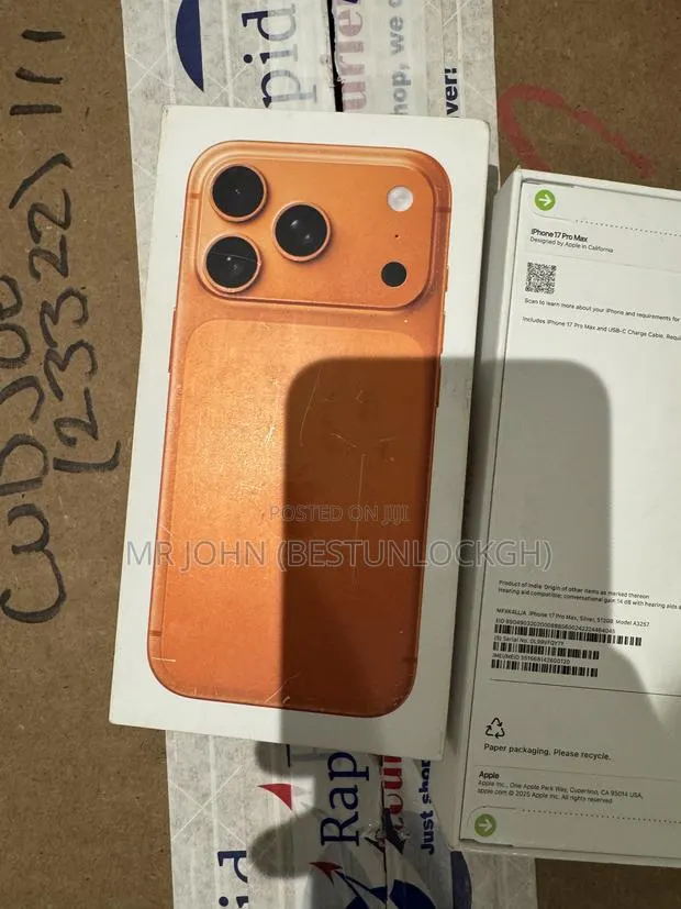 New Apple iPhone 17 Pro Max 256 GB Orange · Photo 1