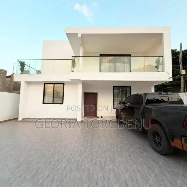 Furnished 4bdrm House in Adjiriganor for sale · Photo 1