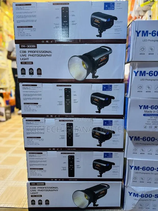 YM-300Bi COB Professional Live Photography Light · Photo 1