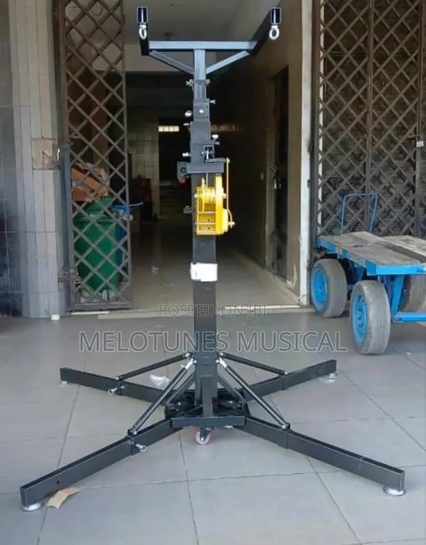 Heavy-Duty Lighting or Speaker Crank Stand · Photo 1