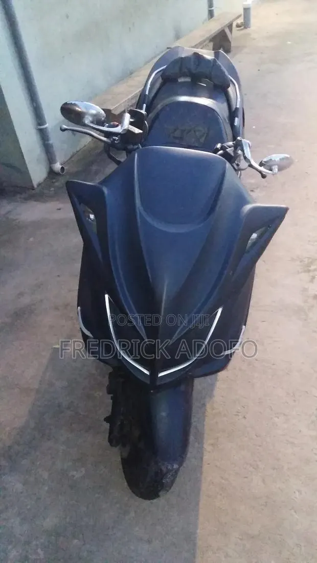 Yamaha Majesty 2017 Black · Photo 1