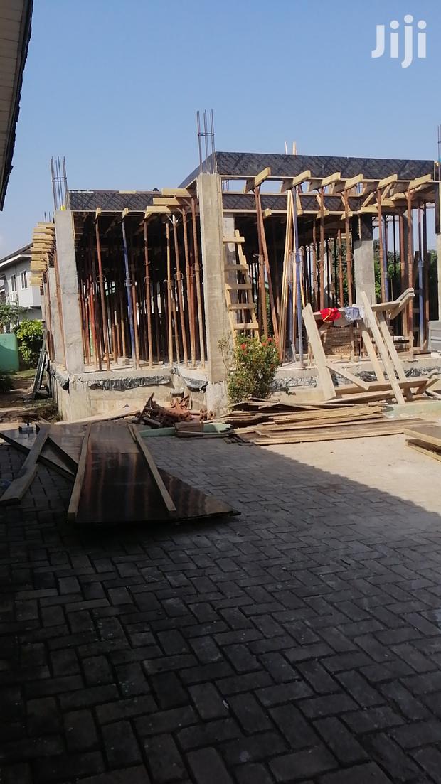 Props/Scaffolds/Bamboo/Metals/Decking /Formwork · Photo 1