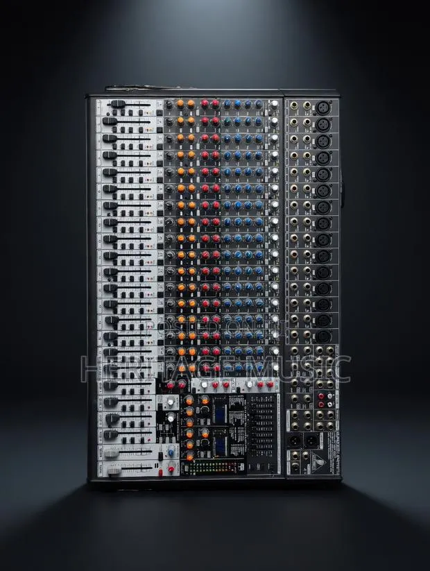 Behringer Eurodesk Sx2442fx Analog Mixer · Photo 1