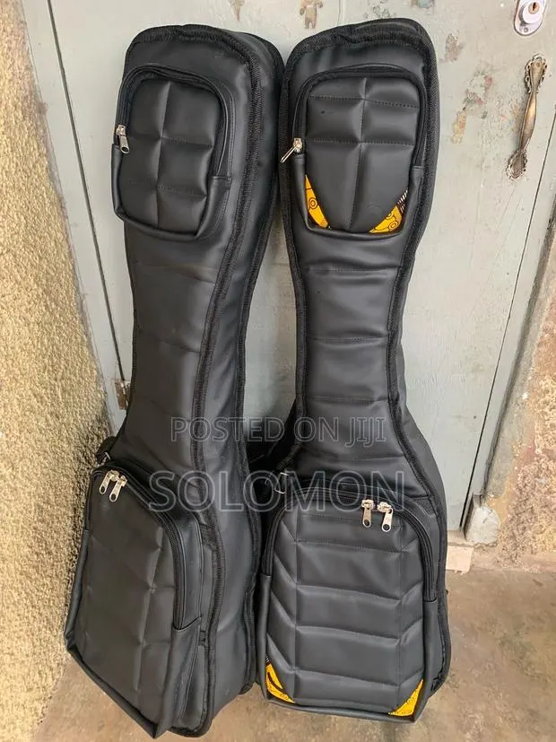 Guitar Bag · Photo 1