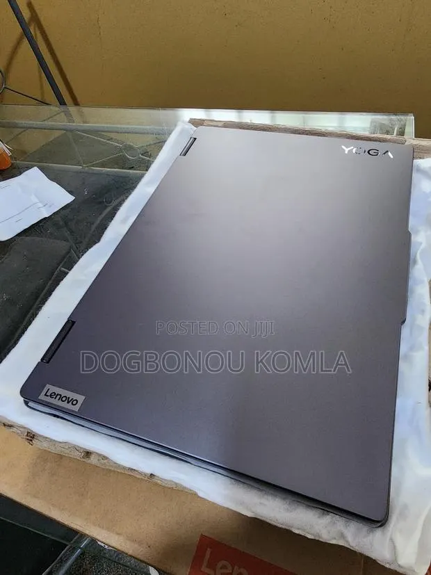 New Laptop Lenovo Yoga 710 16GB Intel Core Ultra 7 SSD 1T · Photo 1
