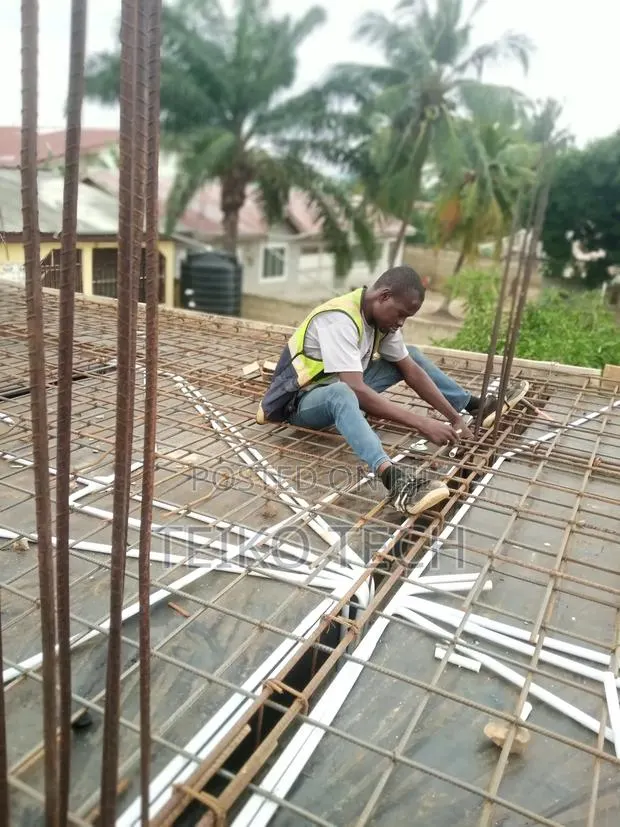 Certified and Qualified Electrician · Photo 1