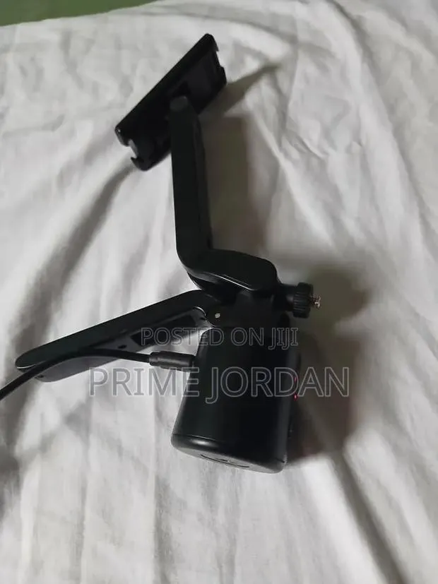 Auto-Tracking Smart Phone Holders / Gimbals · Photo 1