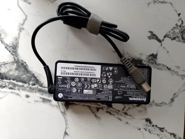 Lenovo Round Mouth (20v) Charger · Photo 1