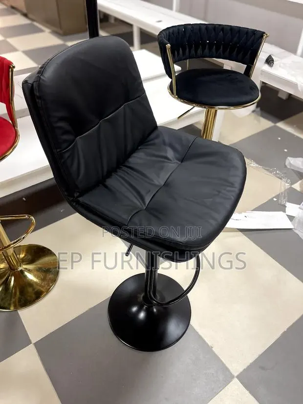 Counter Chair · Photo 1