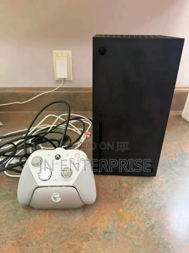 Series X With Fifa 27 · Photo 1