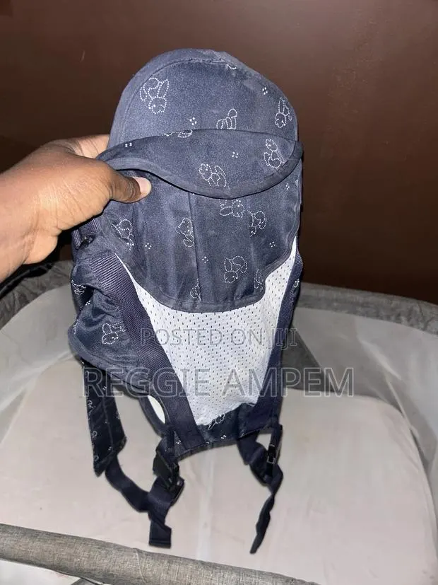 Neat Baby Carrier · Photo 1