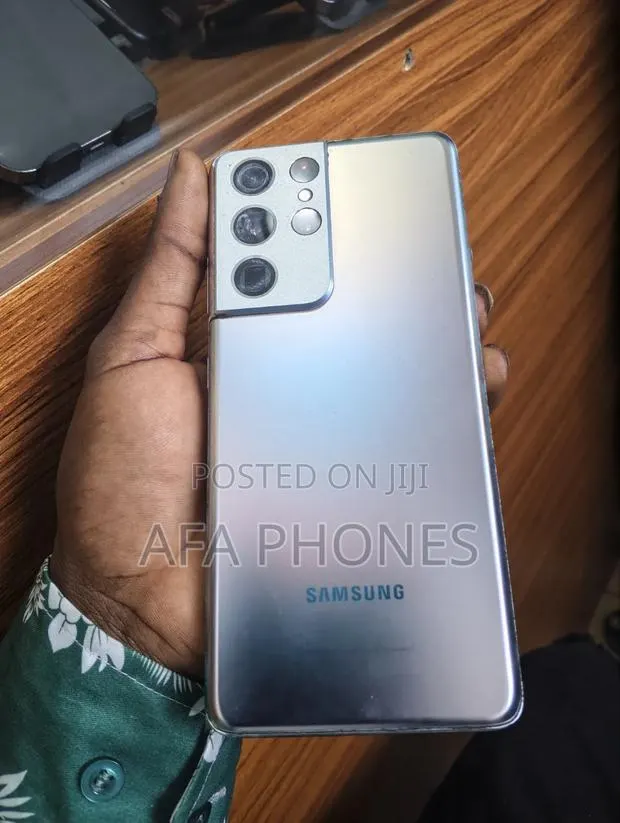 New Samsung Galaxy S21 Ultra 5G 128 GB Silver · Photo 1
