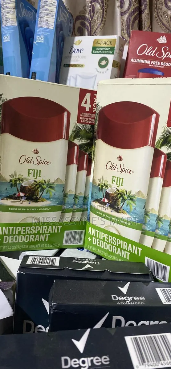 Old Spice Fiji Antiperspirant 4 Pack · Photo 1
