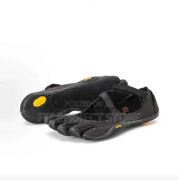 Vibram 5 Finger Shoes · Photo 1
