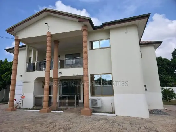 8bdrm Duplex in East Legon A&C Mall for rent · Photo 1