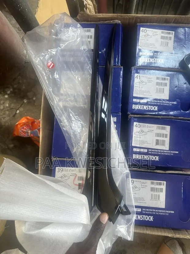 Honda CRV 2023 2024 2025 2026 Headlights Chrome · Photo 1