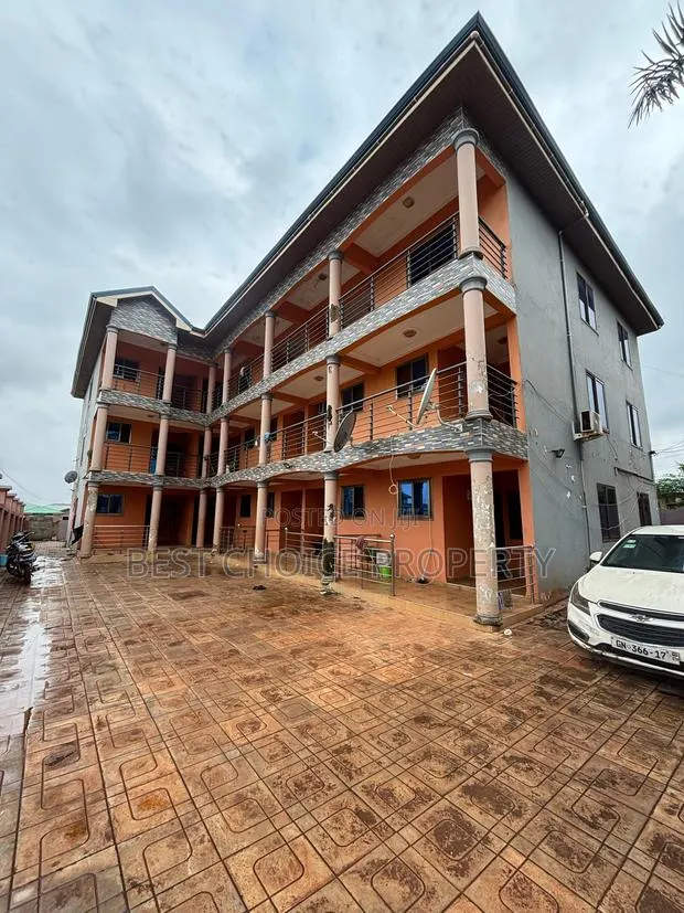 Chamber and Hall Sc for Rent at Adenta Frahfraha · Photo 1