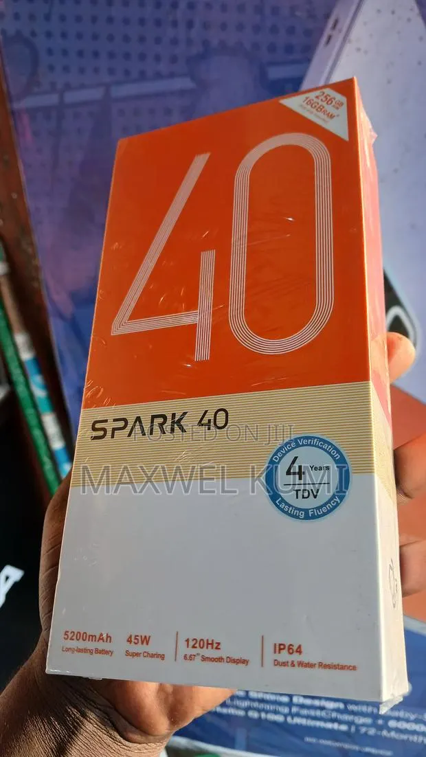 New Tecno Spark 40 256 GB Gray · Photo 1