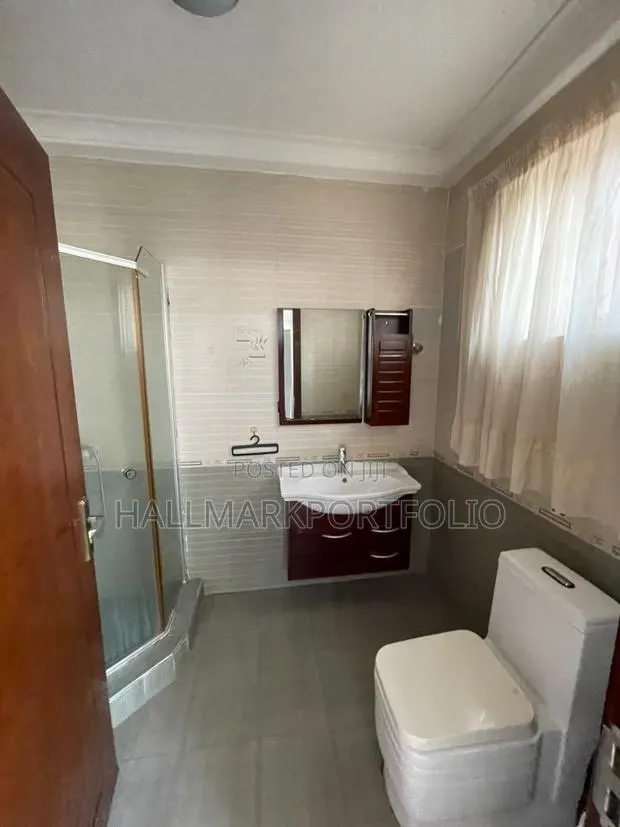 3bdrm Apartment in North Legon for rent · Photo 7