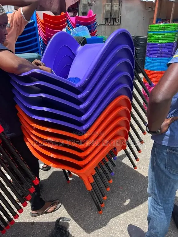 Quality And Durable Plastic Chairs With Metal Legs · Photo 1