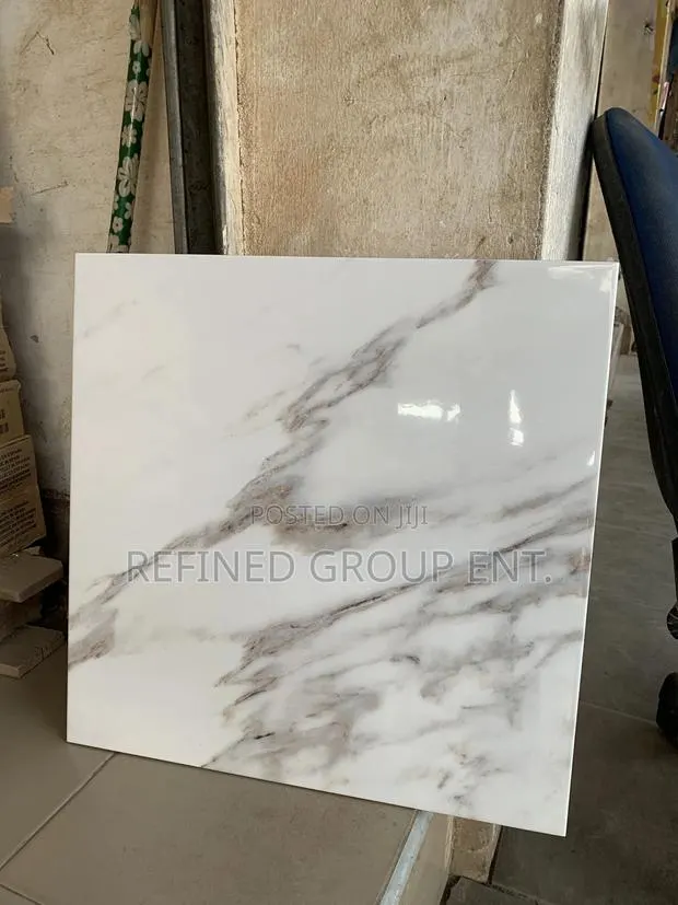 Spanish and Italy 45/45cm Tiles. · Photo 1