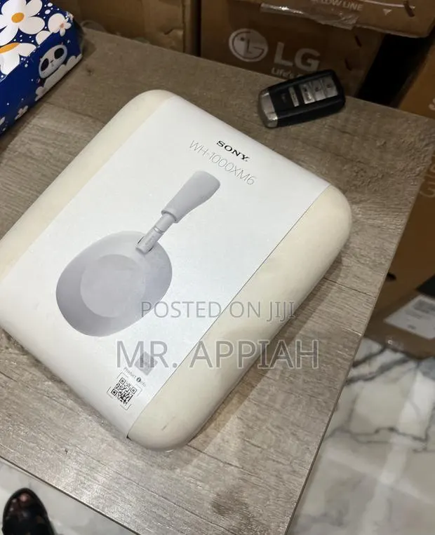 Order Premium Sony Xm6 Wireless Noise Cancelling Headphones(White) · Photo 1