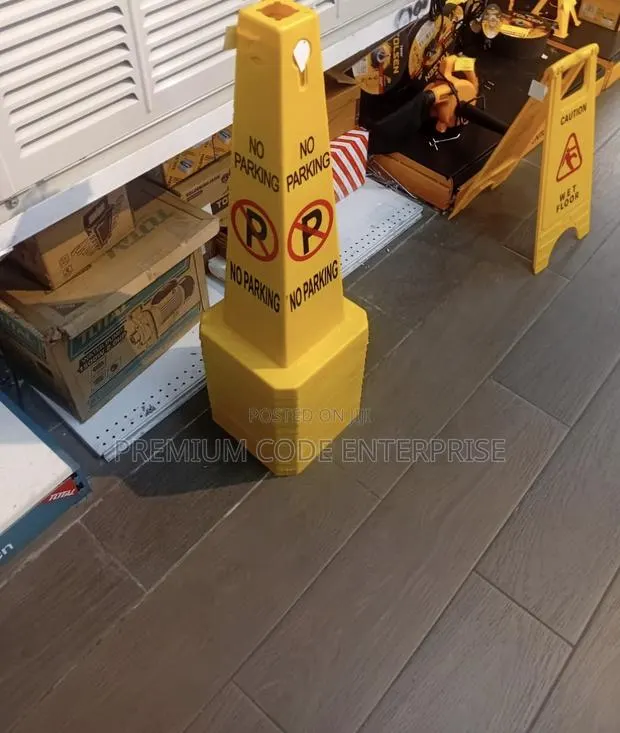 No Parking Cone For Residential And Commercial Use · Photo 1