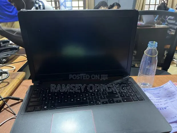 Laptop Dell Inspiron 15 7559 8GB Intel Core i7 HDD+SSD 1T · Photo 1