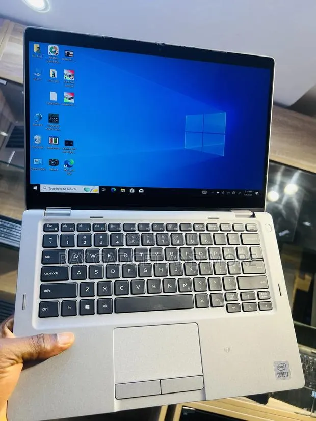 Laptop Dell Latitude 5310 16GB Intel Core i7 SSD 256GB · Photo 1