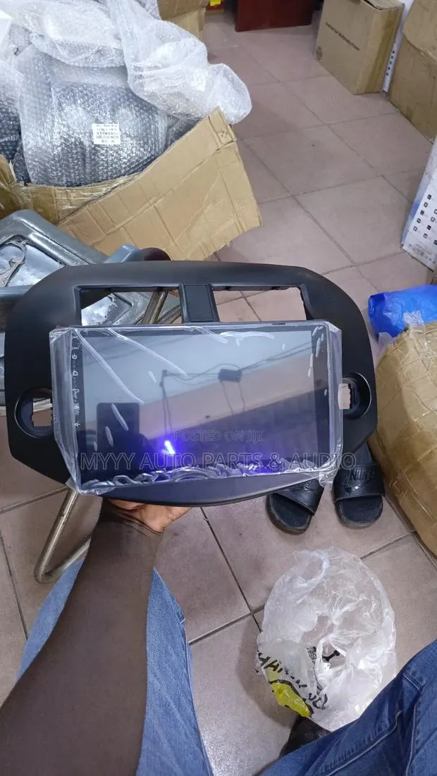 Car Play Android Screen for Toyota RAV4 2011-2014 · Photo 1