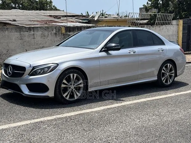 Mercedes-Benz C300 Base C300 AWD 4MATIC Sedan 2018 Silver · Photo 1