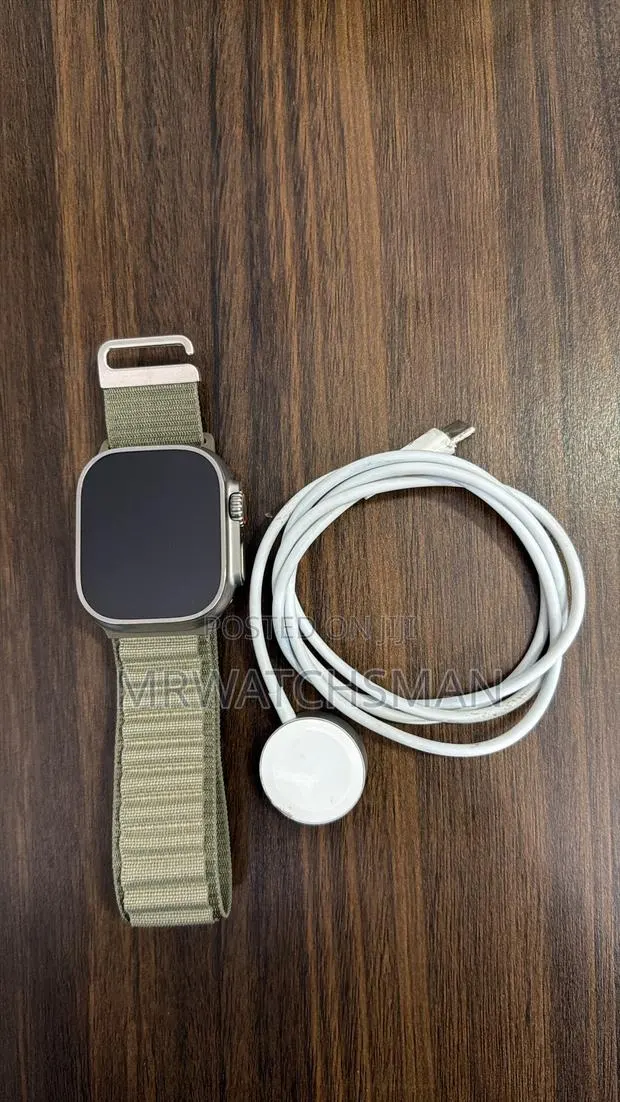 Apple Watch Ultra 1 49MM GPS+Cel · Photo 1