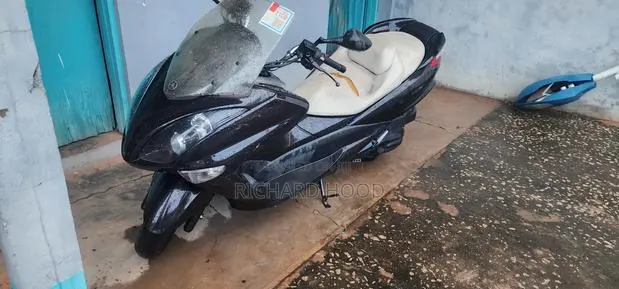 Yamaha Majesty 2019 Black · Photo 1
