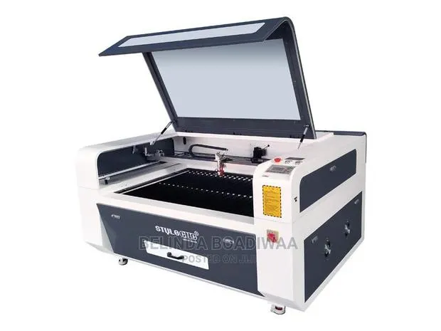 Repairing and Installing Laser Engraving Machine · Photo 1
