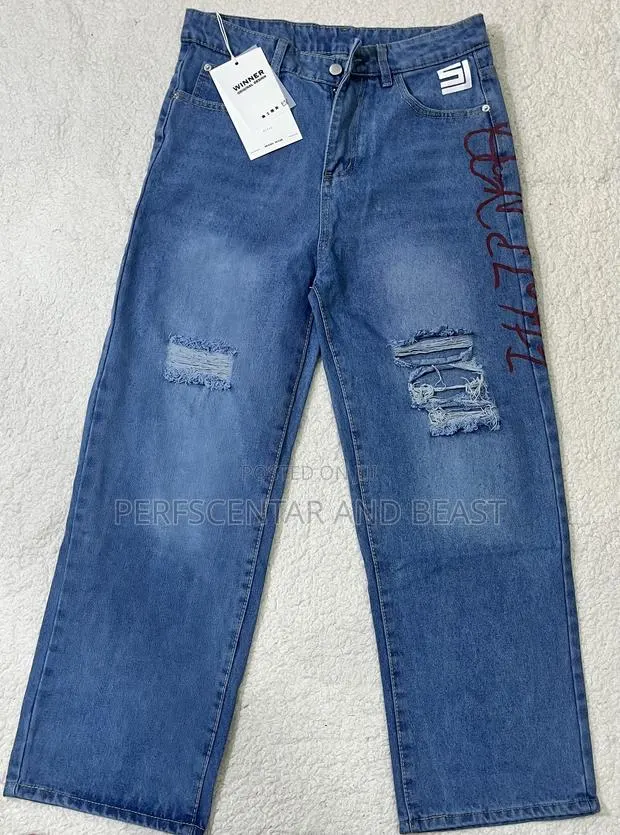 Baggy Jeans · Photo 1